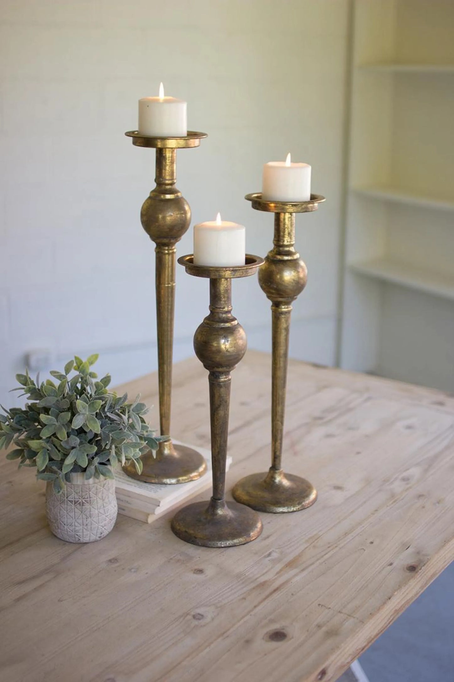 ANTIQUE BRASS FINISH CANDLE STANDS (SET OF 3)