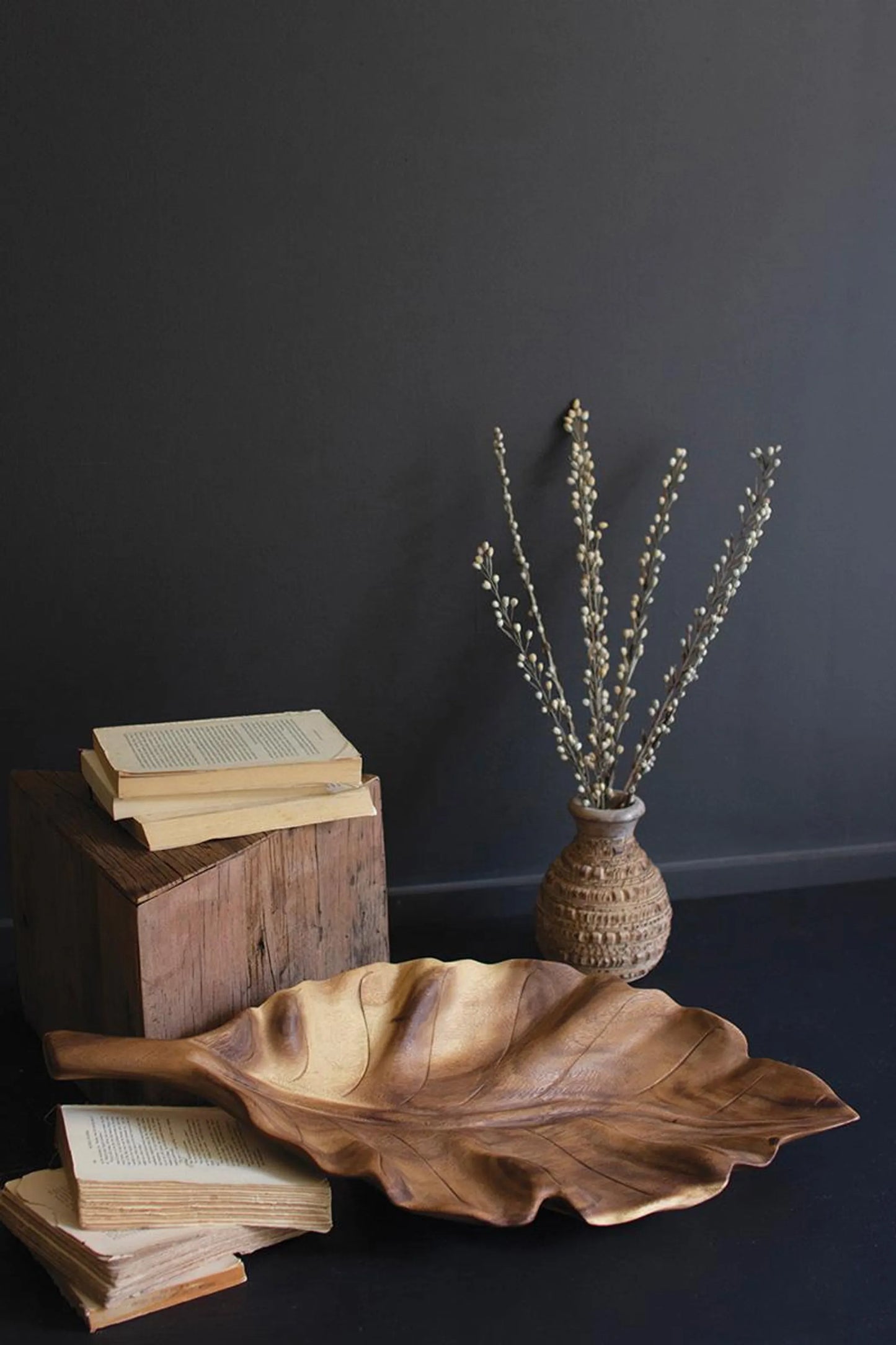 WOODEN TEAK LEAF TRAY