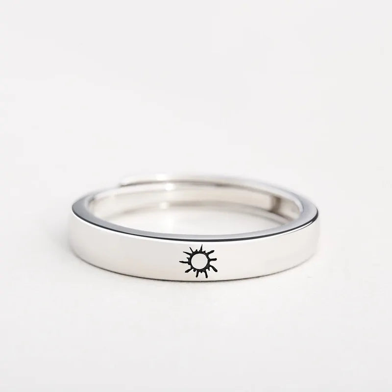 Anillo ajustable minimalista de plata con sol y luna: joyería de compromiso para parejas