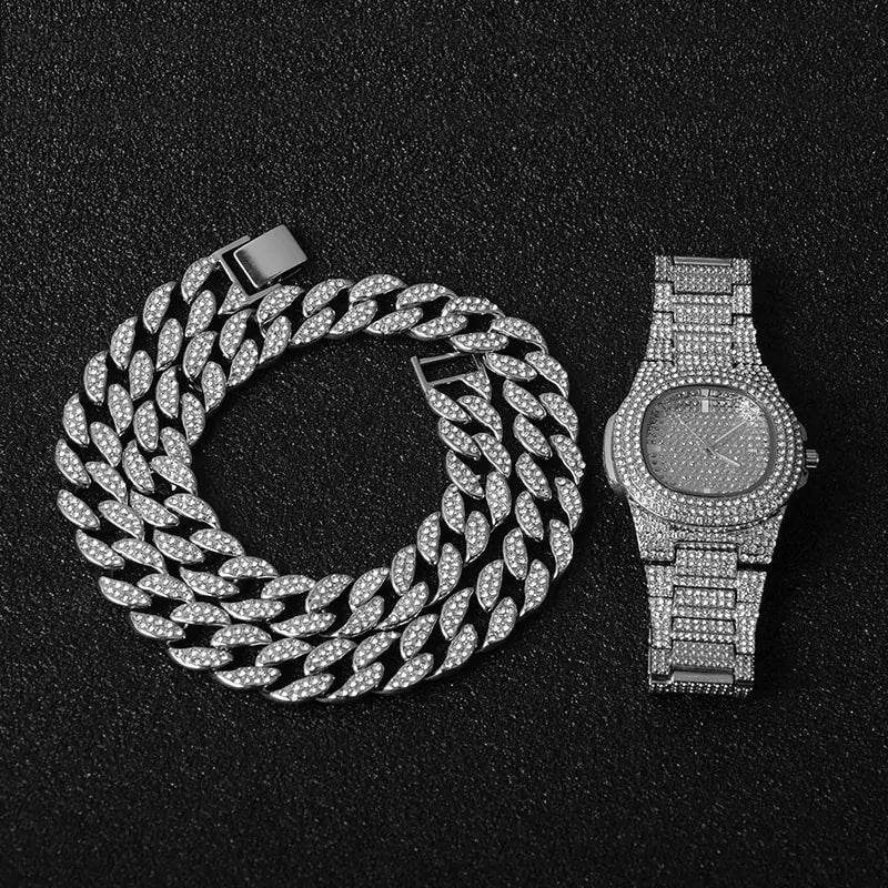 Joyas de collar, reloj y pulsera