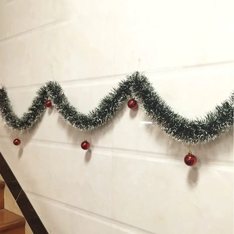 Christmas Garland - Wall Décor