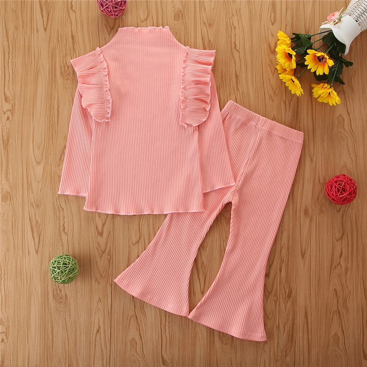 Conjunto de ropa para niñas