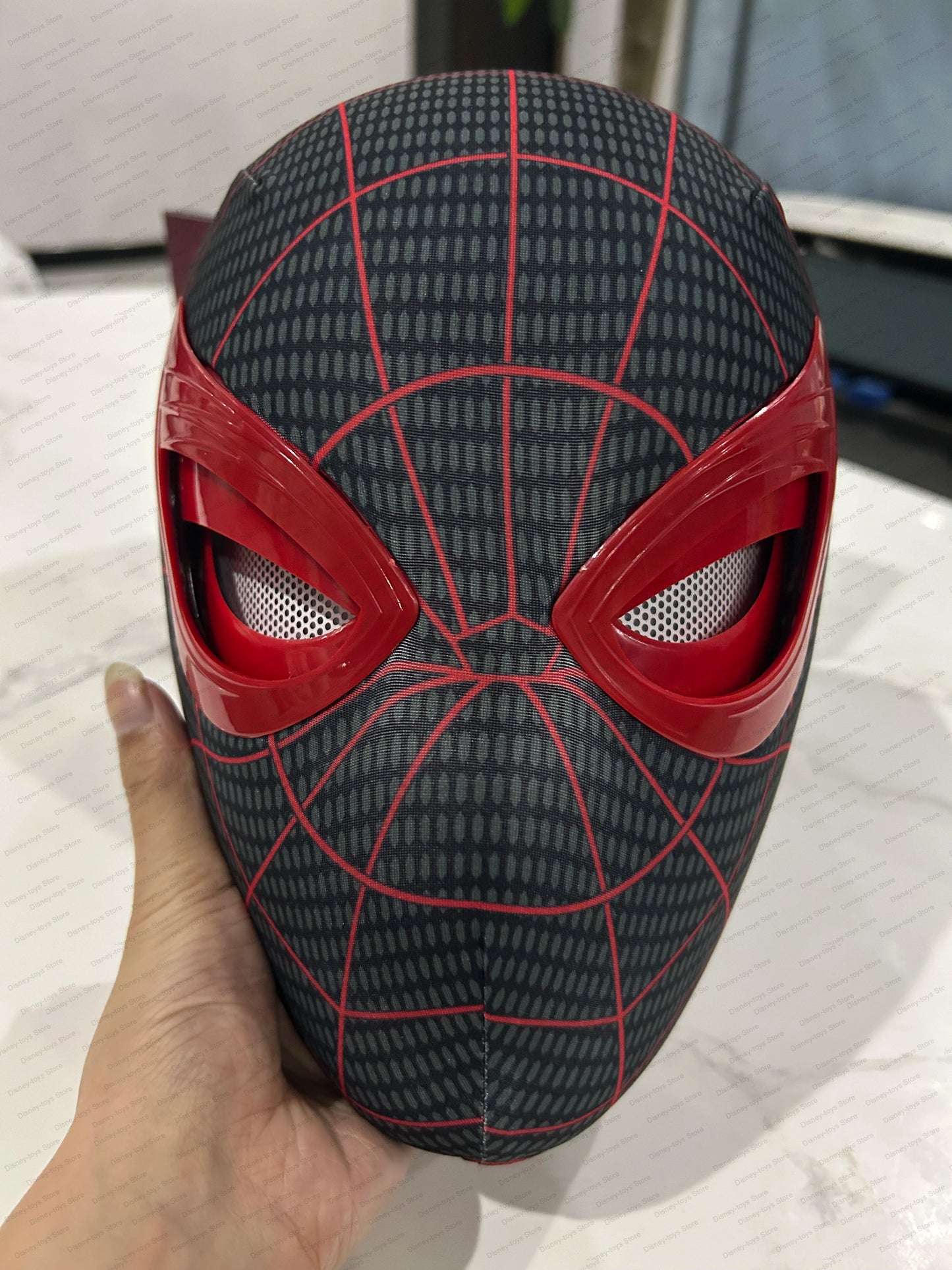 Spiderman Moving Eyes Mask