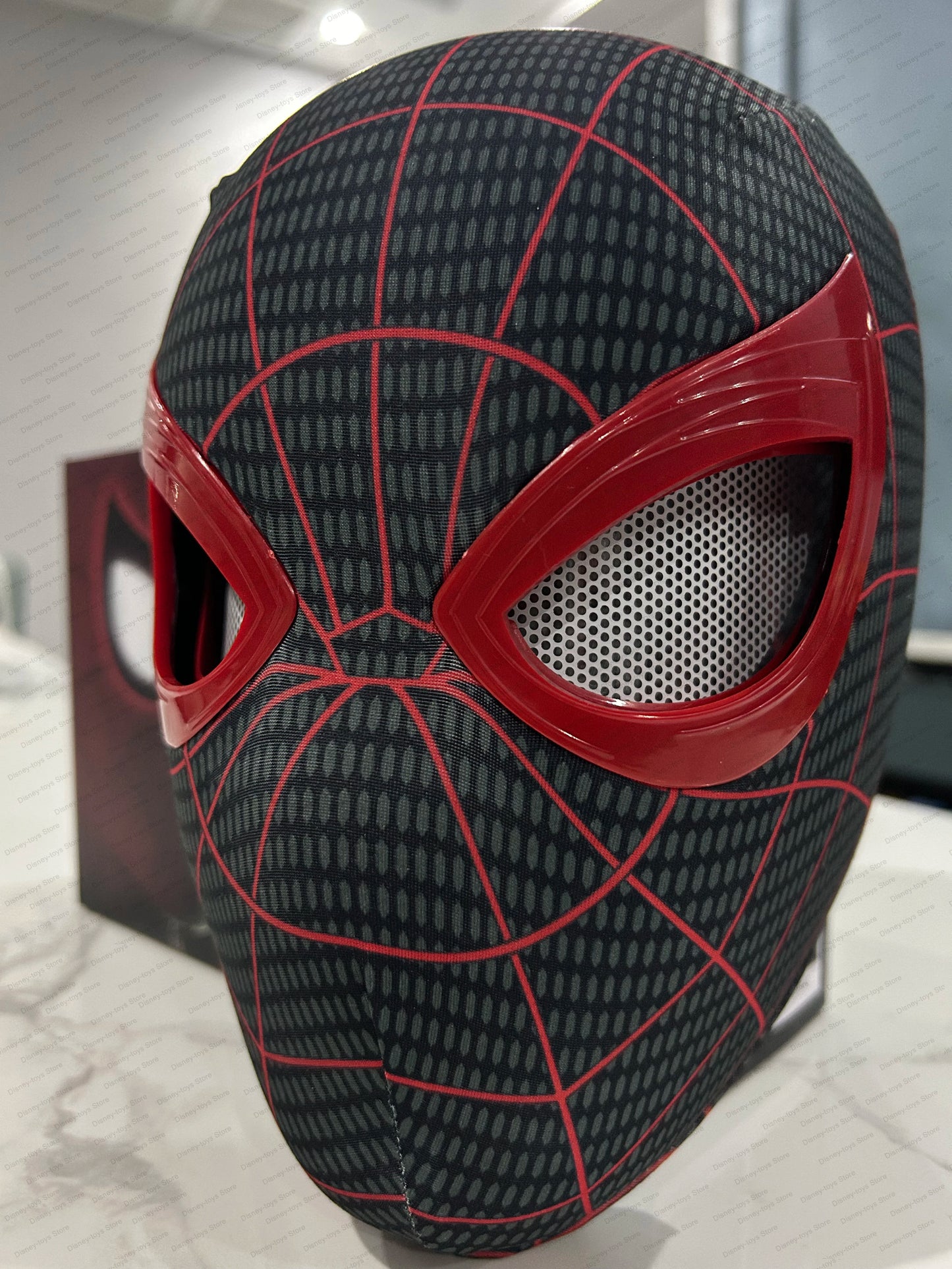 Spiderman Moving Eyes Mask