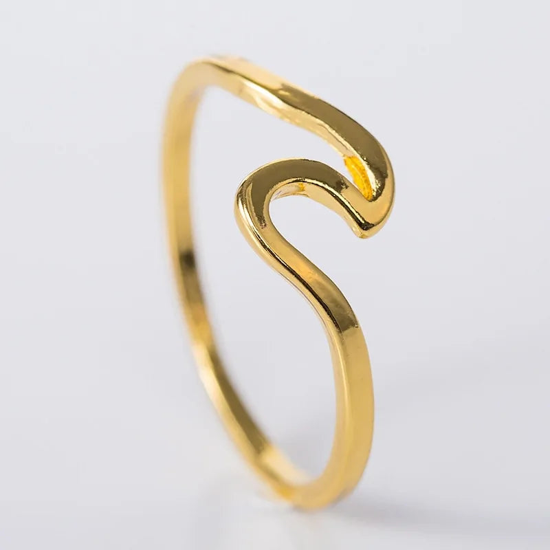 Anillos de aleación con forma de olas del océano: joyas de moda para los dedos de las mujeres