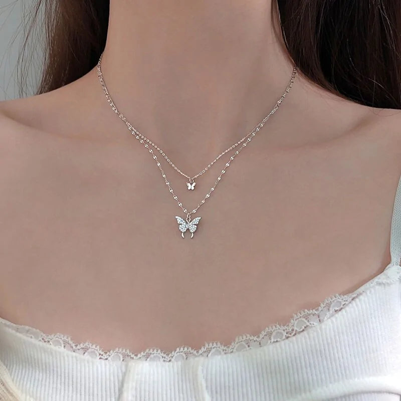 Collar de mariposa con circonitas cúbicas en plata de ley 925 de ANENJERY: joyería delicada de doble capa