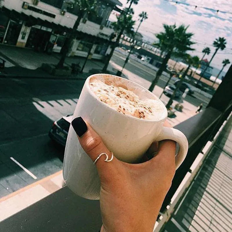 Anillos de aleación con forma de olas del océano: joyas de moda para los dedos de las mujeres