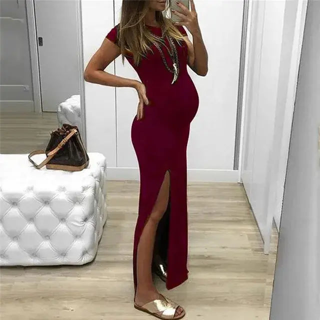 Ropa de embarazo con vestido largo